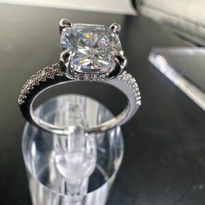 Womens Silver-Plated Brass Ring With Cubic Zirconia For Engagement & Anniversary